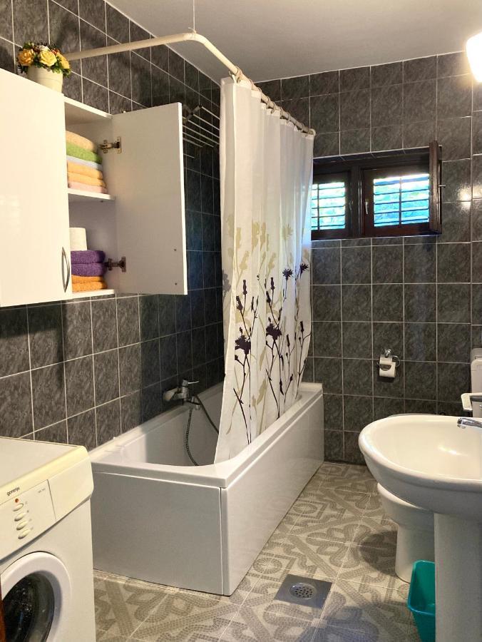 Apartman Čarmak Ülgün Dış mekan fotoğraf