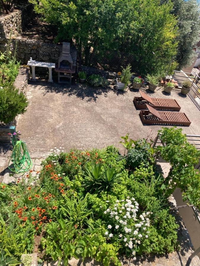 Apartman Čarmak Ülgün Dış mekan fotoğraf